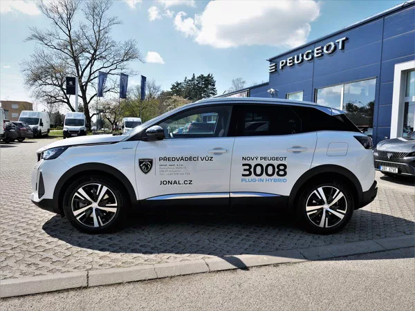 Peugeot 3008 GT Plug-in HYBRID 225 e-EAT8 - foto 4