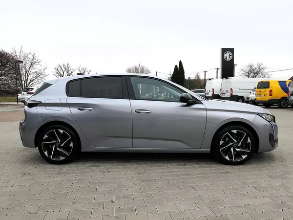 Peugeot 308 ALLURE PACK 1.5 BHDi 130 EAT8 - foto 11