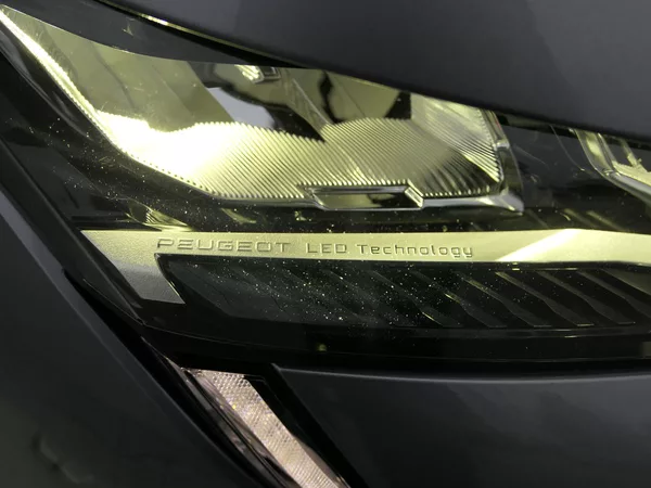 Peugeot 308 ALLURE PACK 1.5 BHDi 130 EAT8 - foto 16