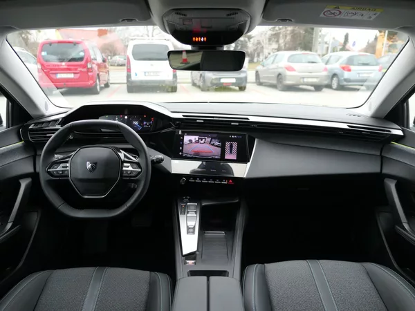 Peugeot 308 ALLURE PACK 1.5 BHDi 130 EAT8 - foto 2