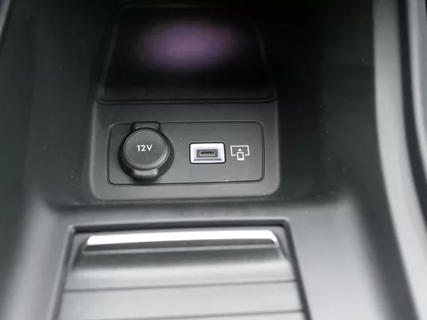 Peugeot 308 ALLURE PACK 1.5 BHDi 130 EAT8 - foto 21