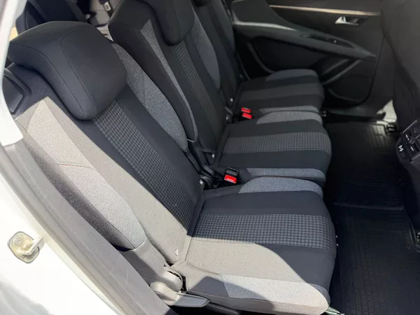 Peugeot 5008 ACTIVE 1.5BHDi 130 MAN6 - foto 11
