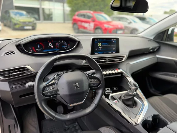Peugeot 5008 ACTIVE 1.5BHDi 130 MAN6 - foto 19
