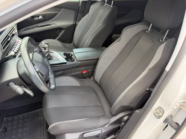 Peugeot 5008 ACTIVE 1.5BHDi 130 MAN6 - foto 8