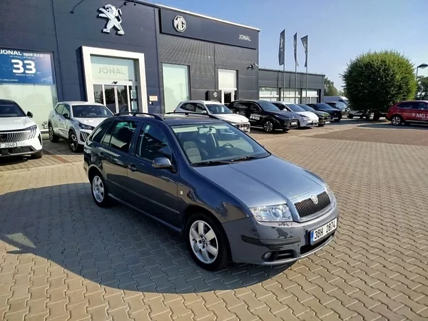 Škoda Fabia Combi 1.9TDi 74kW MAN5 - foto 16