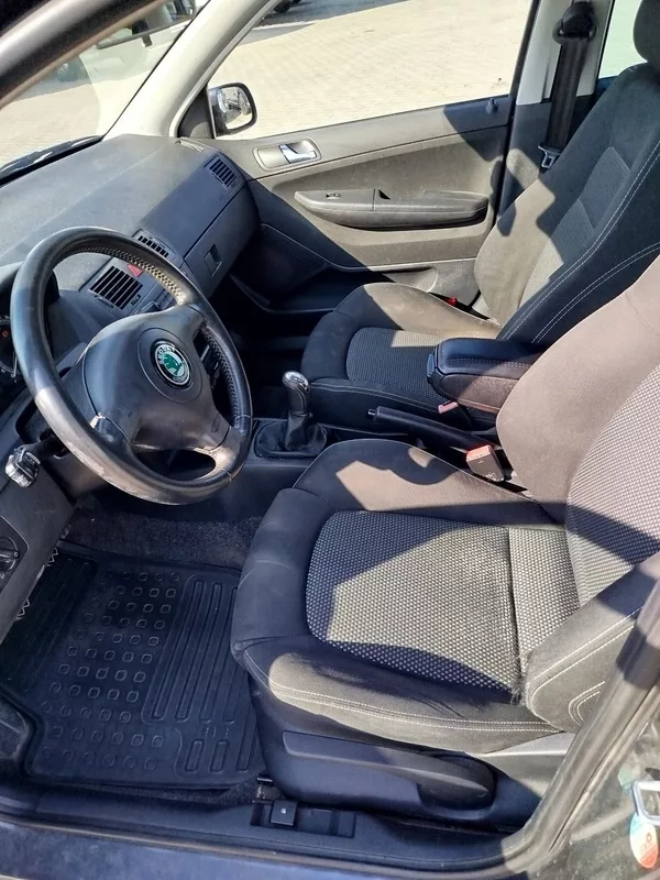 Škoda Fabia Combi 1.9TDi 74kW MAN5 - foto 9
