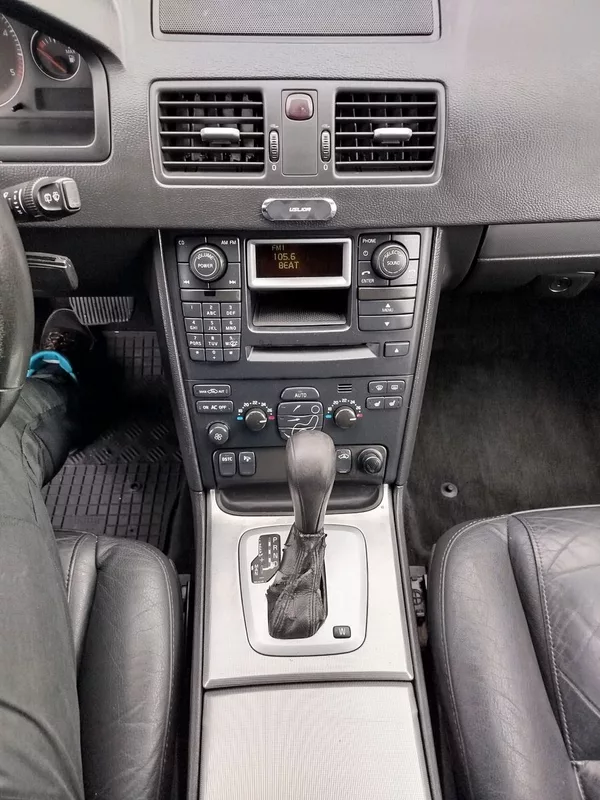 Volvo XC90 - foto 18