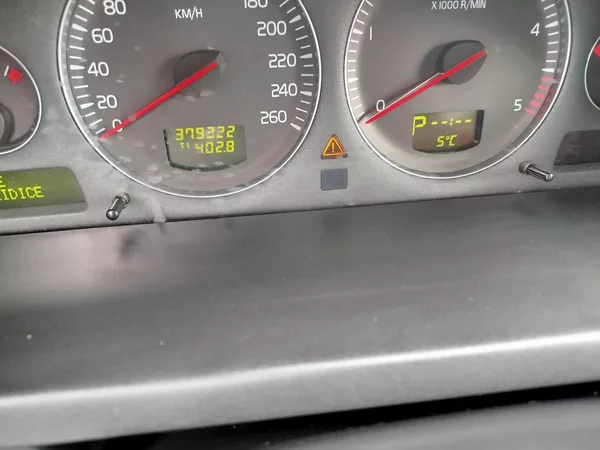 Volvo XC90 - foto 3