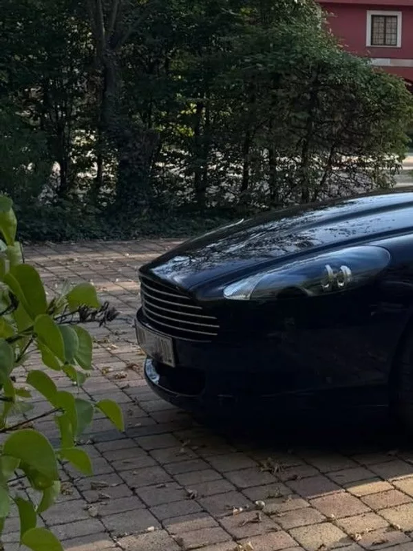 Aston Martin DB9 6,0i top stav - foto 11