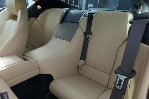 Aston Martin DB9 6,0i top stav - foto 7