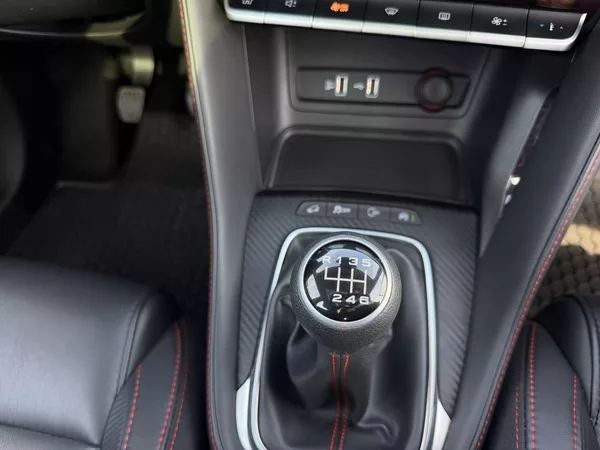 MG ZS 1.0TGI MAN6 ELEGANCE - foto 24