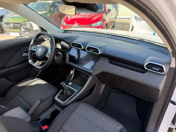 MG ZS 1.5 ESSENTIAL MAN5/odpočet DPH - foto 19