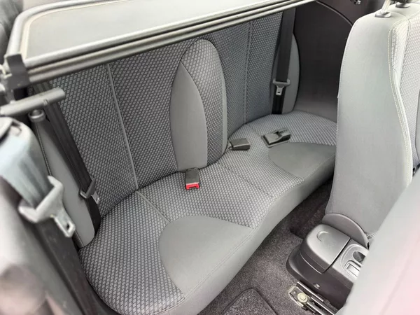 Nissan Micra Cabrio HardTop 1.4 90 - foto 11