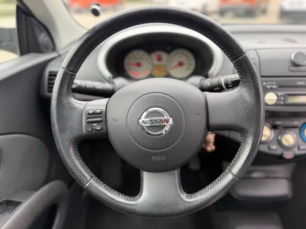 Nissan Micra Cabrio HardTop 1.4 90 - foto 2