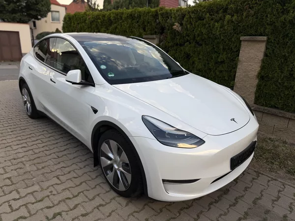 Tesla Model Y DUAL MOTOR-LONG RANGE-TAŽNÉ - foto 5