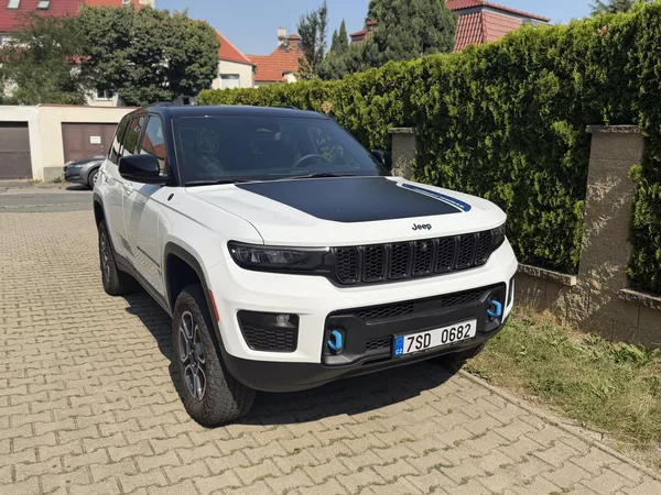 Jeep Grand Cherokee TRAILHAWK 4XE, MAX VÝBAVA-TOP - foto 2