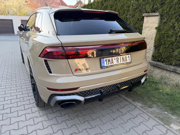 Audi RS Q8 PERFORMANCE 640PS -ČR-FULL-TOP - foto 10