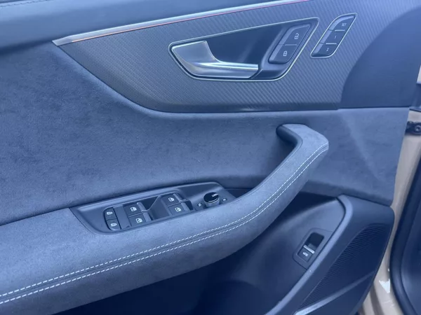 Audi RS Q8 PERFORMANCE 640PS -ČR-FULL-TOP - foto 20