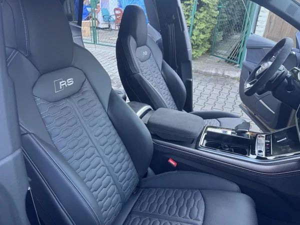 Audi RS Q8 PERFORMANCE 640PS -ČR-FULL-TOP - foto 26