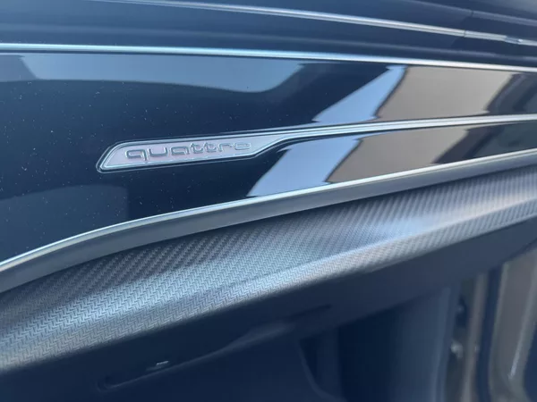 Audi RS Q8 PERFORMANCE 640PS -ČR-FULL-TOP - foto 32