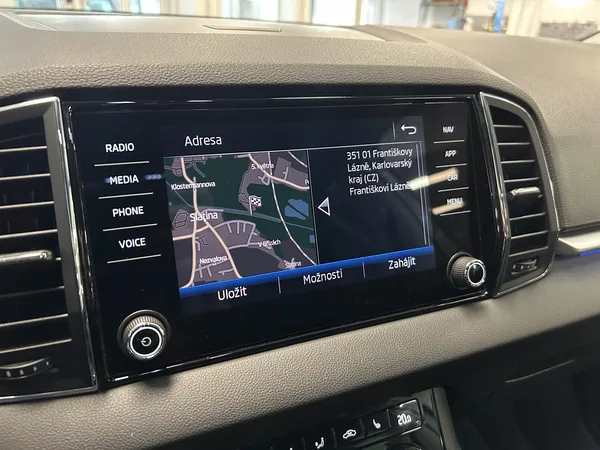 Škoda Karoq 1.6TDi Style Plus LED NAVI TZ - foto 12