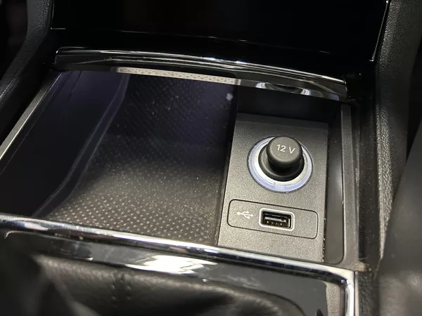 Škoda Karoq 1.6TDi Style Plus LED NAVI TZ - foto 13