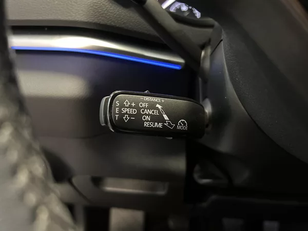 Škoda Karoq 1.6TDi Style Plus LED NAVI TZ - foto 15