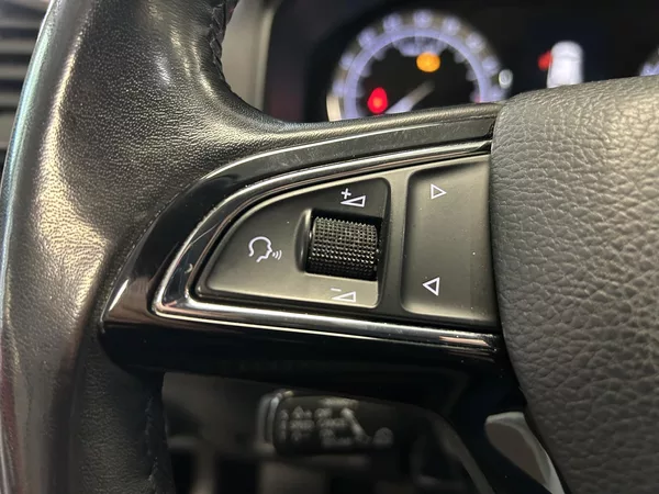 Škoda Karoq 1.6TDi Style Plus LED NAVI TZ - foto 16