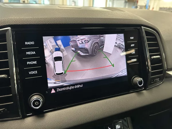 Škoda Karoq 1.6TDi Style Plus LED NAVI TZ - foto 20
