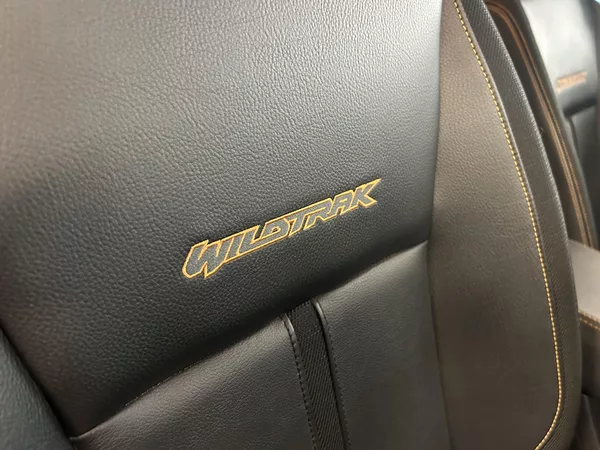 Ford Ranger Wildtrak 2.0 EB D.Cab 4x4 TZ - foto 32
