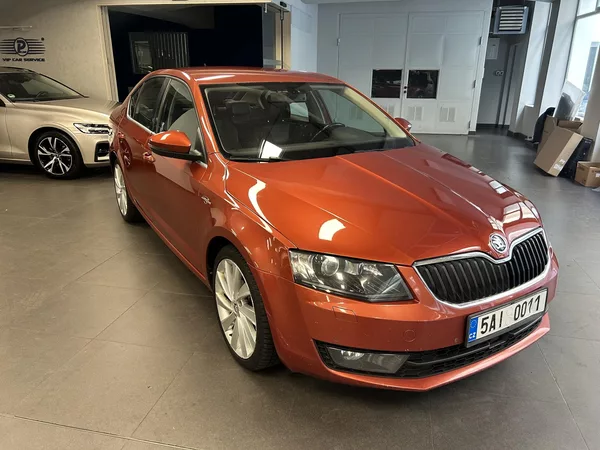 Škoda Octavia 2.0TDi L&K DSG Bi-x ACC Canton