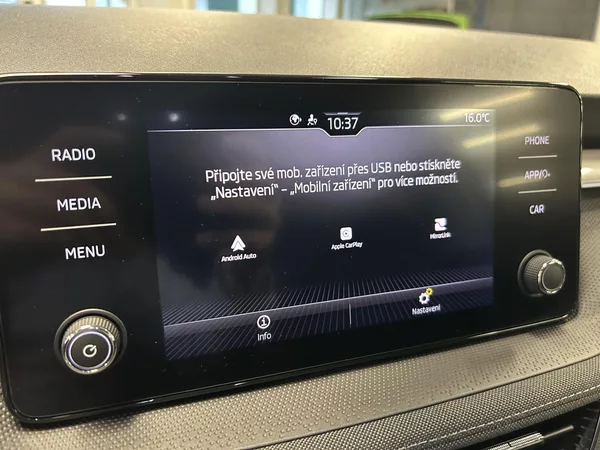 Škoda Fabia 1.0TSi DSG Style LED SmartLink - foto 12