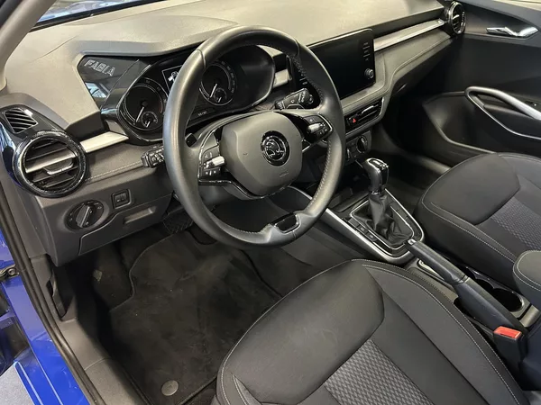 Škoda Fabia 1.0TSi DSG Style LED SmartLink - foto 6