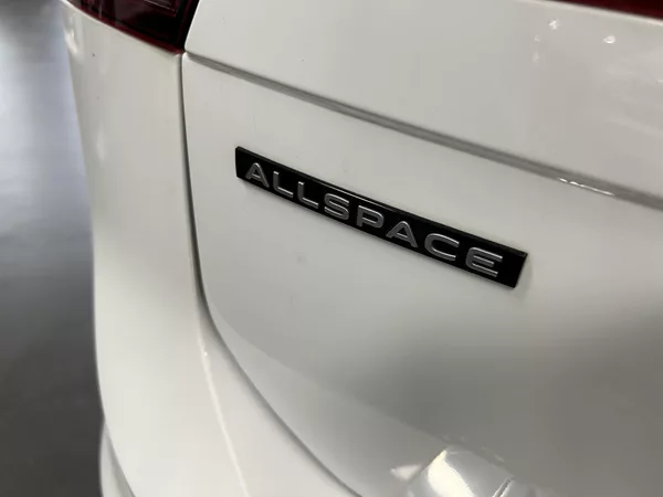 Volkswagen Tiguan Allspace 2.0TDi DSG 4MOTION MATRIX HUD - foto 30