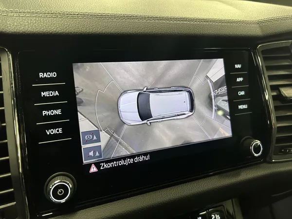 Škoda Kodiaq 2.0TDi L&K 4x4 7míst Panor 360 - foto 19