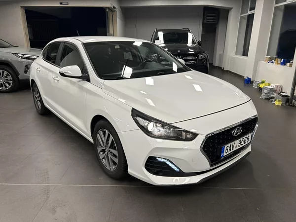 Hyundai i30 1.0T-GDi Fastback 88kW Alu