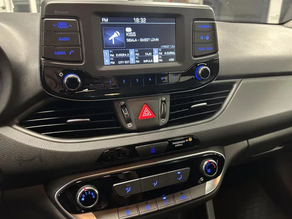 Hyundai i30 1.0T-GDi Fastback 88kW Alu - foto 15