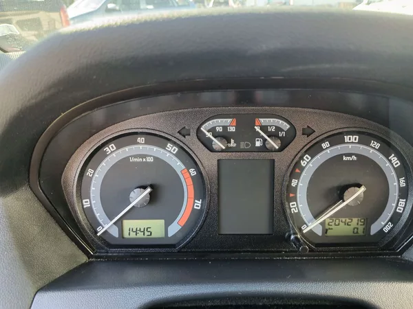 Škoda Fabia 1.2 HTP COOL - foto 13