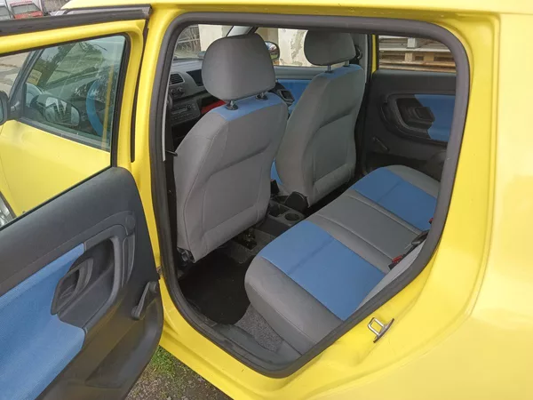 Škoda Fabia 1.2 HTP Classic - foto 14