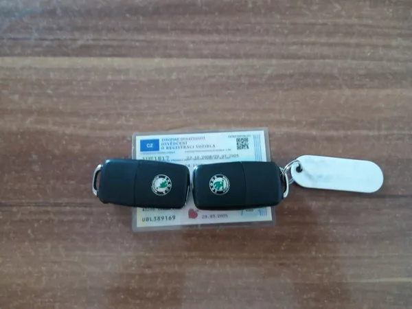 Škoda Fabia 1.2 HTP Classic - foto 18