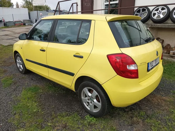 Škoda Fabia 1.2 HTP Classic - foto 3