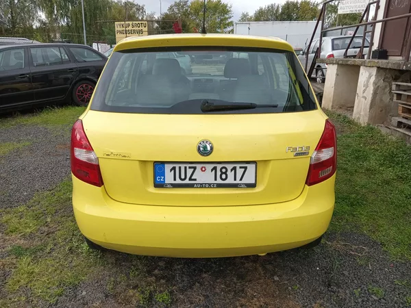 Škoda Fabia 1.2 HTP Classic - foto 4