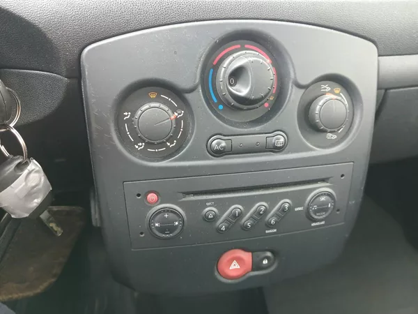 Renault Clio 1.2 i Grandtour Authentique - foto 12