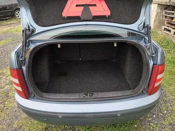 Škoda Fabia 1.2 HTP Elegance Sedan - foto 16