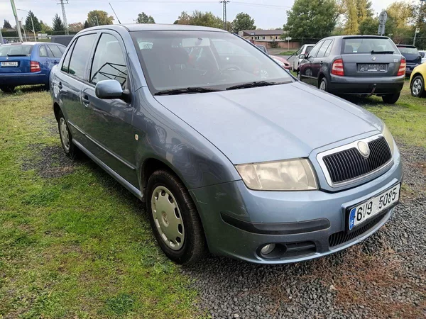 Škoda Fabia 1.2 HTP Elegance Sedan - foto 7