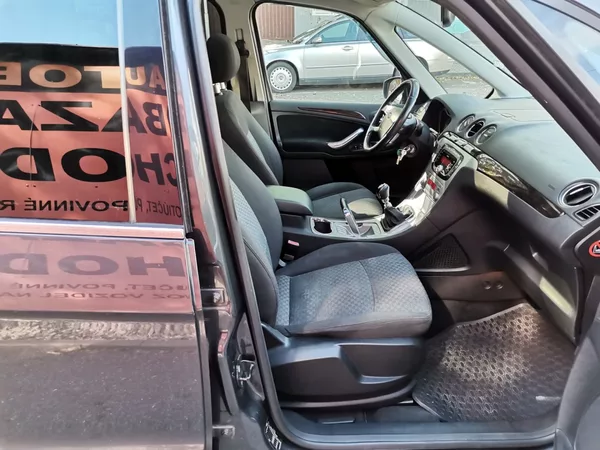 Ford Galaxy 2.0TDCi 103kw GHIA Panor. ČR - foto 14