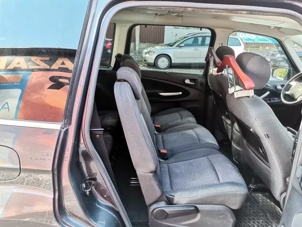 Ford Galaxy 2.0TDCi 103kw GHIA Panor. ČR - foto 17