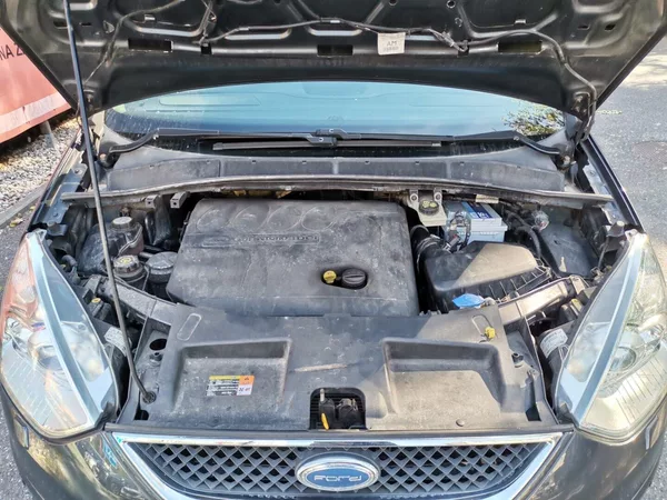 Ford Galaxy 2.0TDCi 103kw GHIA Panor. ČR - foto 21