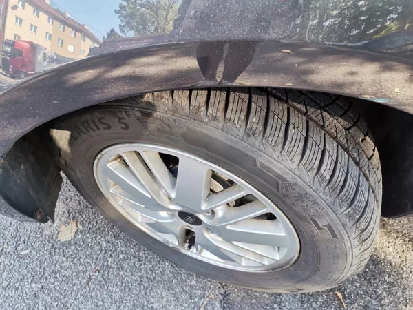 Ford Galaxy 2.0TDCi 103kw GHIA Panor. ČR - foto 27