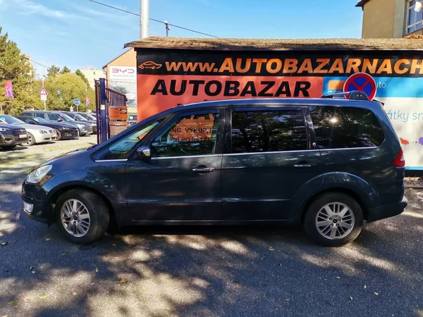 Ford Galaxy 2.0TDCi 103kw GHIA Panor. ČR - foto 29